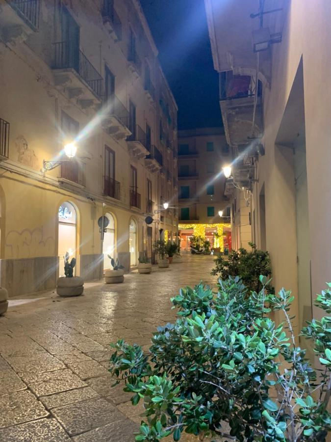 Albachiara Suite Rooms - City Center Trapani Eksteriør billede