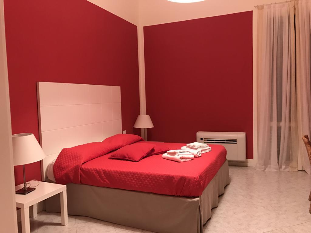 Albachiara Suite Rooms - City Center Trapani Eksteriør billede